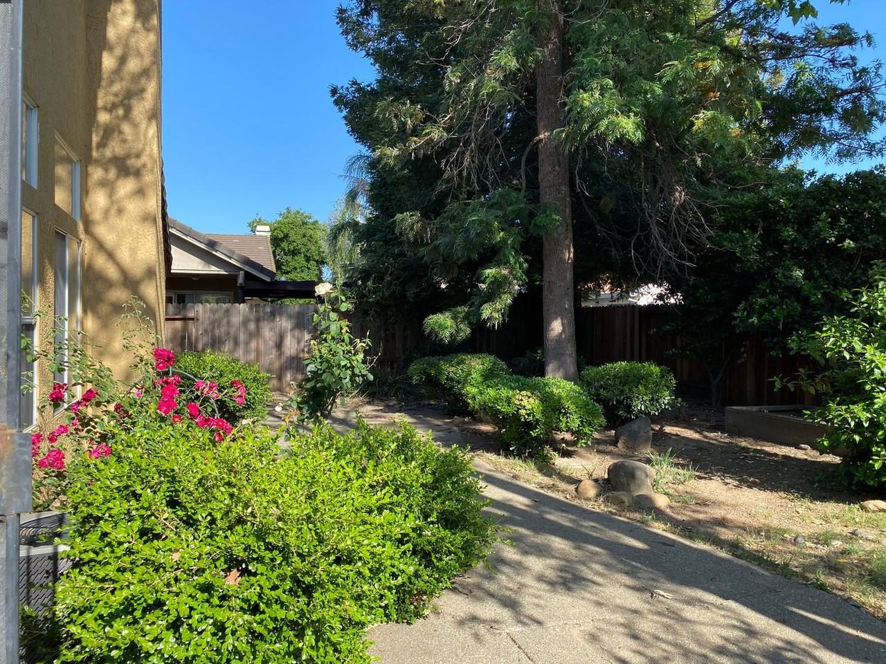 7104 Saltgrass Way - Photo 3 of 3