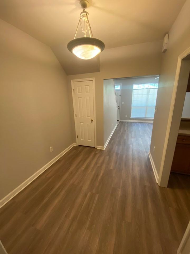 1715 Kay Ave - Photo 4 of 12