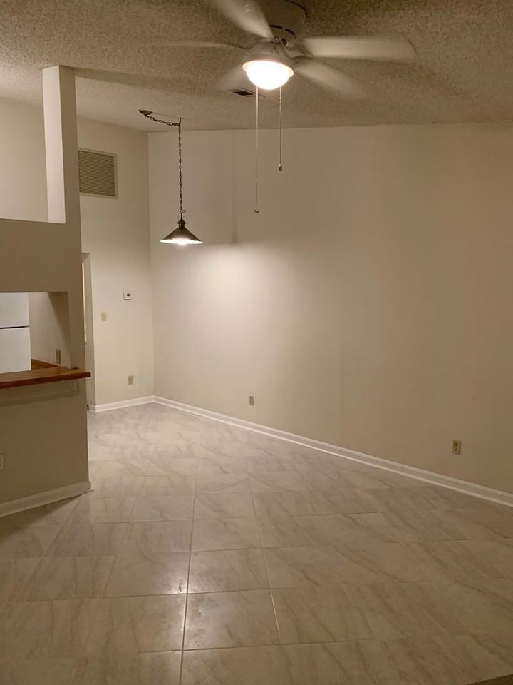 2299 Sandpiper St - Photo 3 of 14