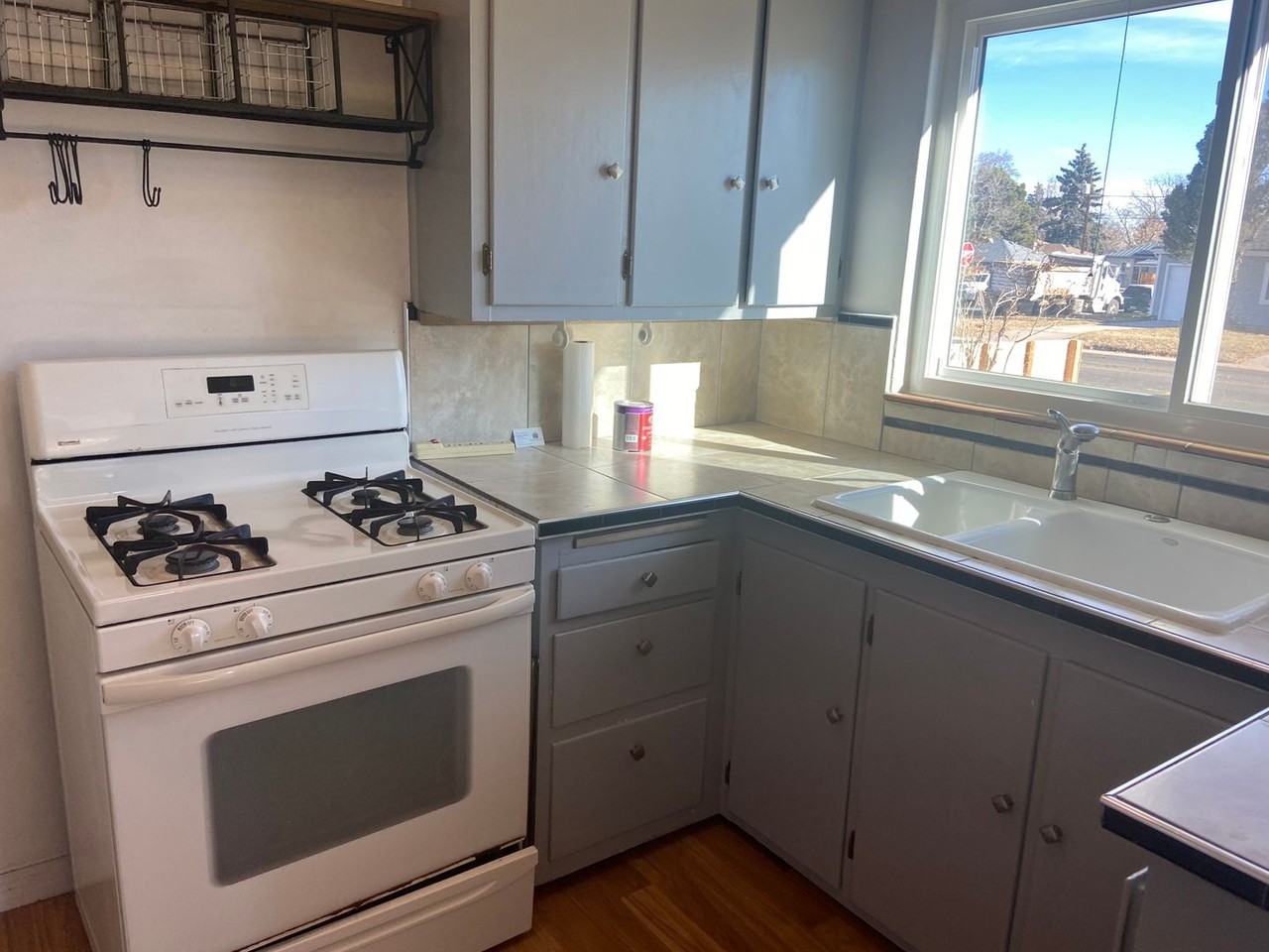 5081 Decatur St - Photo 7 of 31