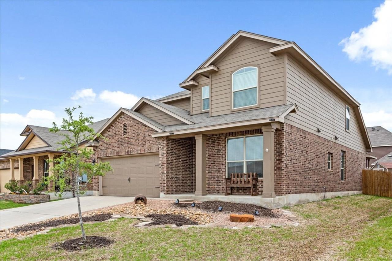 3017 Jackal Dr - Photo 3 of 29