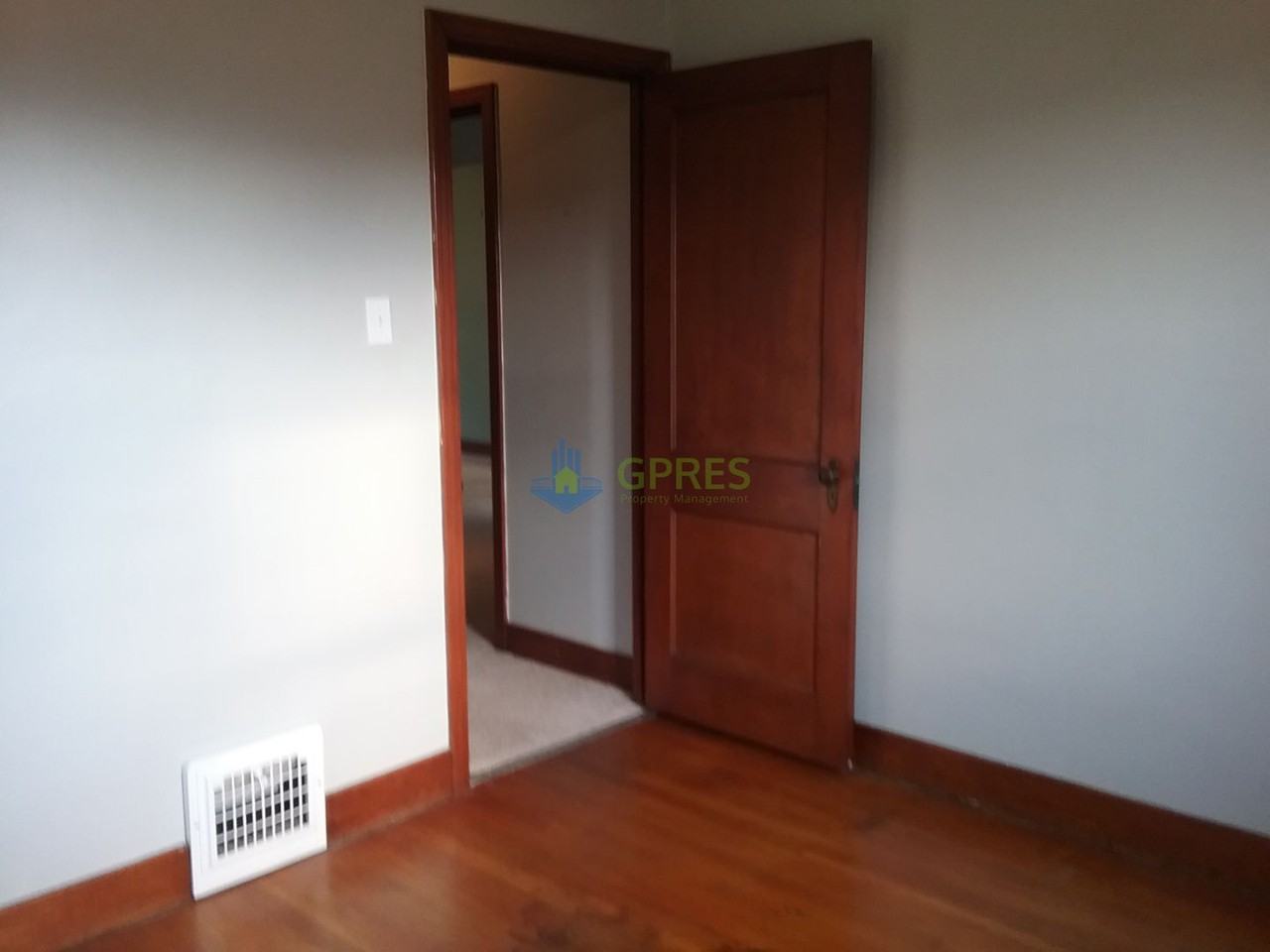 657 6th St - Photo 2 of 36