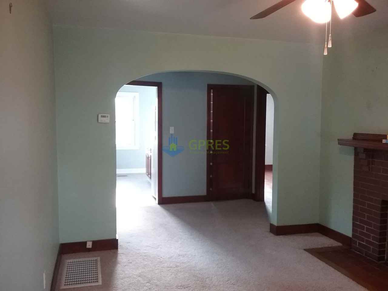 657 6th St - Photo 6 of 36