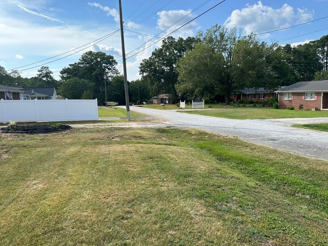 1116 Cornelia Cir - Photo 2 of 22