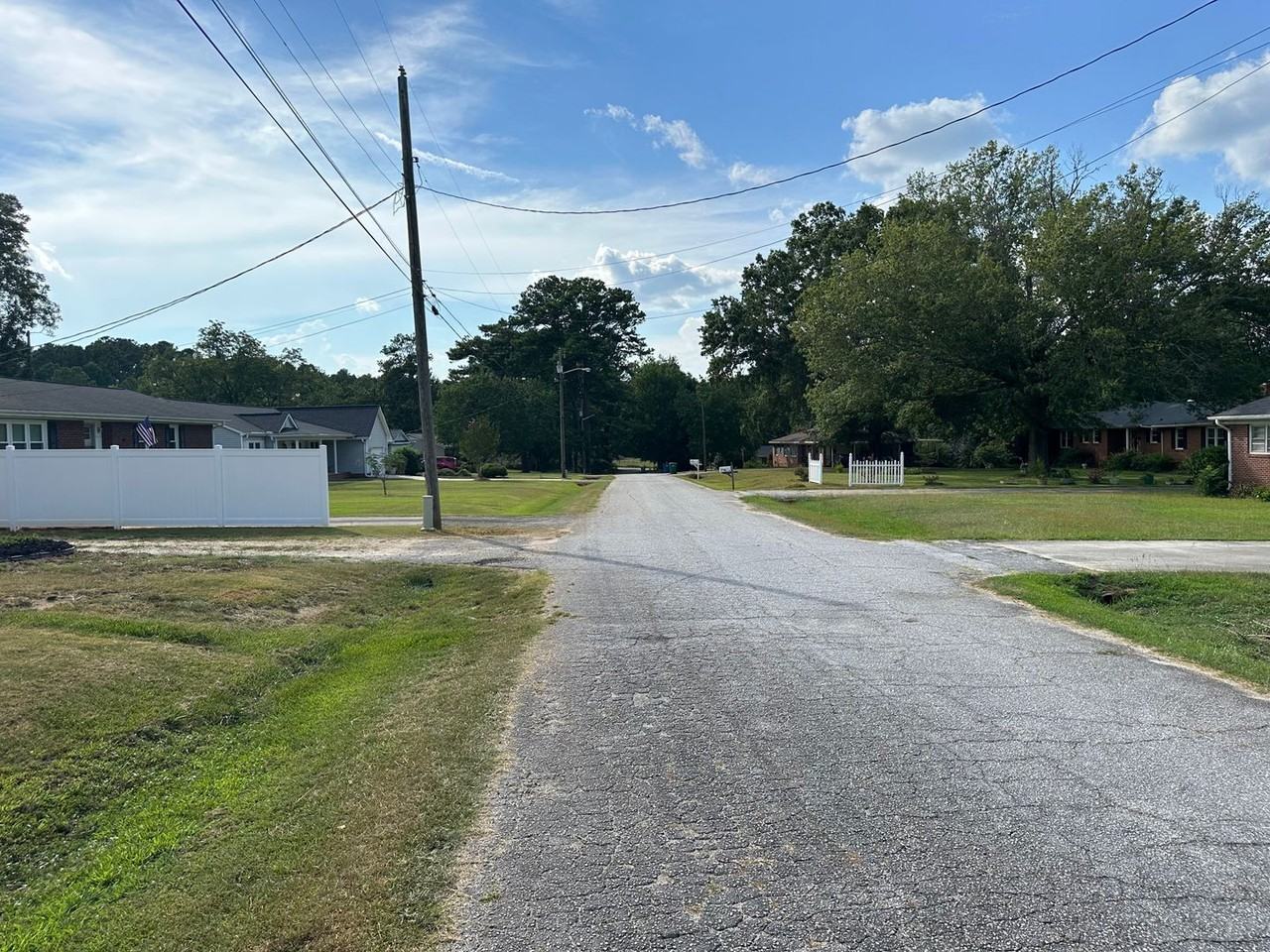 1116 Cornelia Cir - Photo 3 of 22