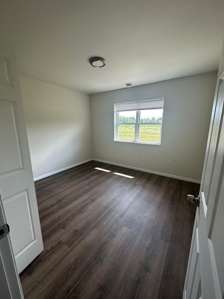 4945 Well Rd - Photo 4 of 9