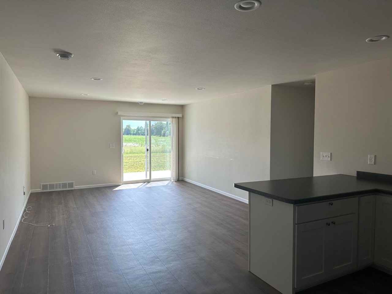 4945 Well Rd - Photo 6 of 9