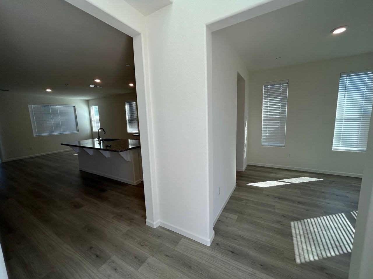 3538 E Harter Ct - Photo 3 of 36