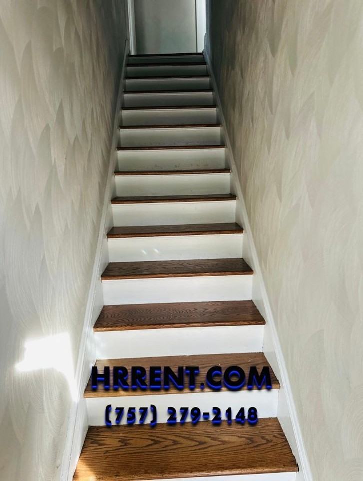 2914 Peronne Ave - Photo 6 of 13