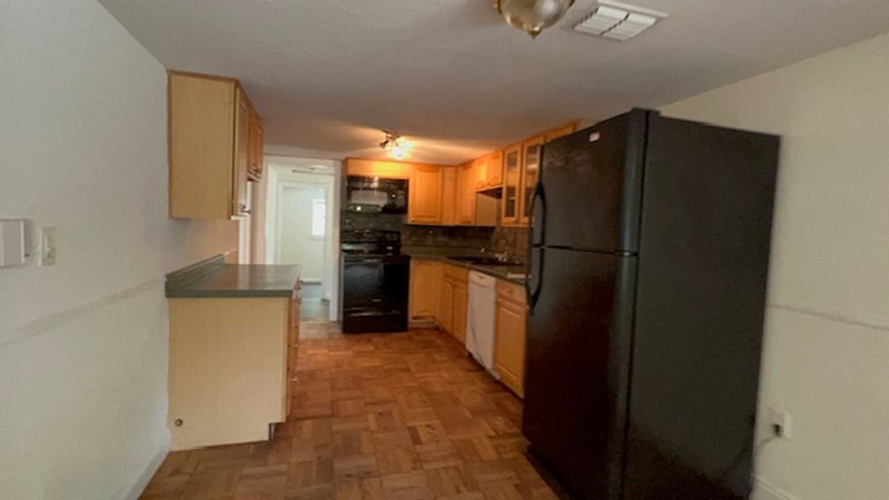 224 10th Ave - Photo 2 of 50