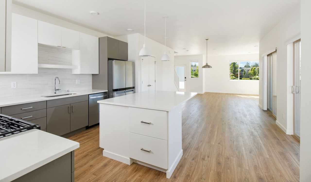 32796 Ten Trails Pkwy Se - Photo 3 of 19