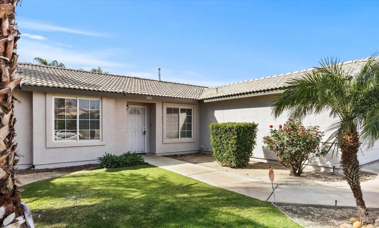 3921 White Sands Dr - Photo 4 of 36