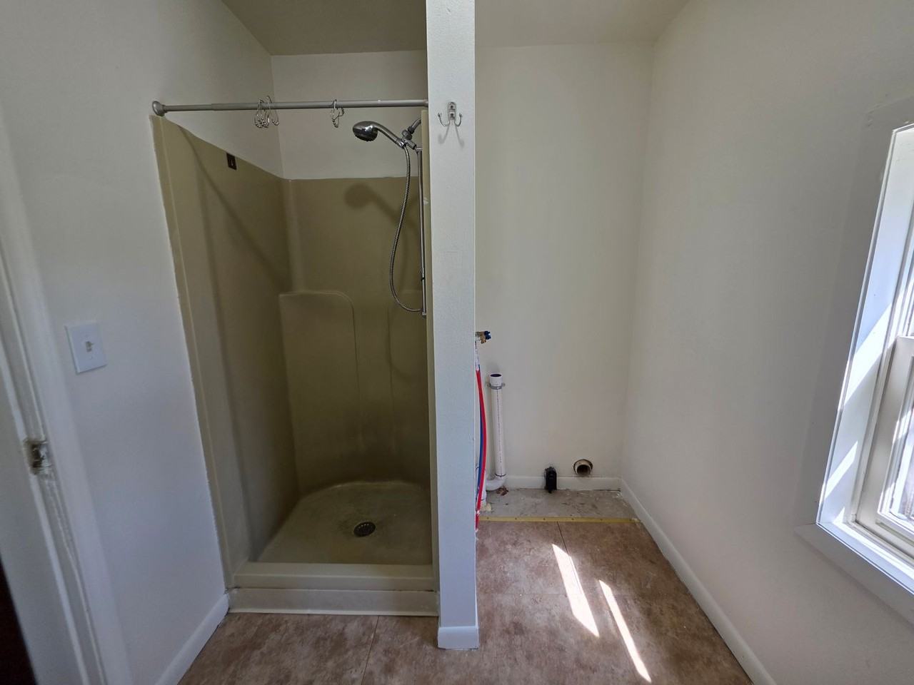 220 19th St N - Photo 6 of 15