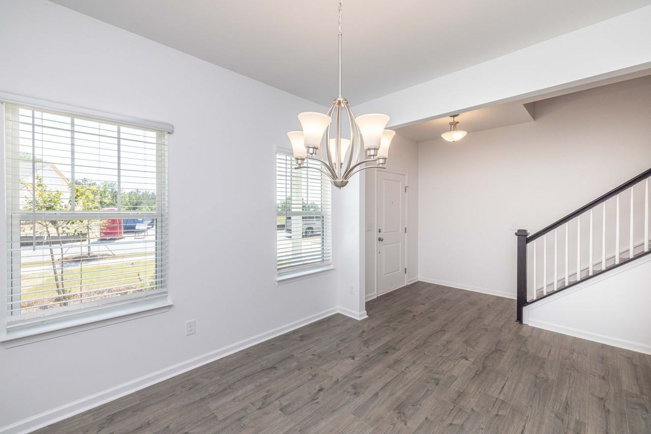 3022 Apple Creek Ct - Photo 3 of 18