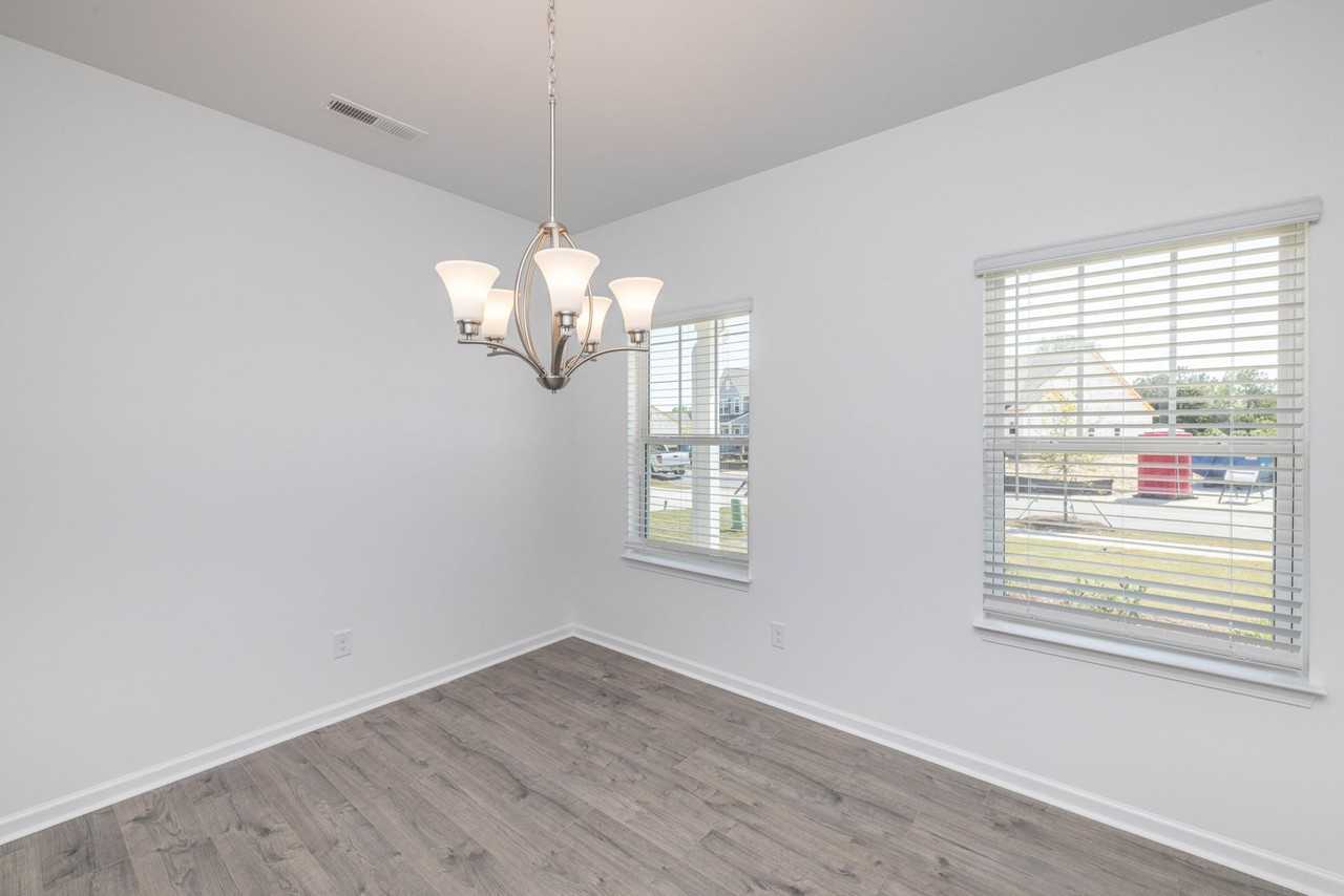 3022 Apple Creek Ct - Photo 4 of 18