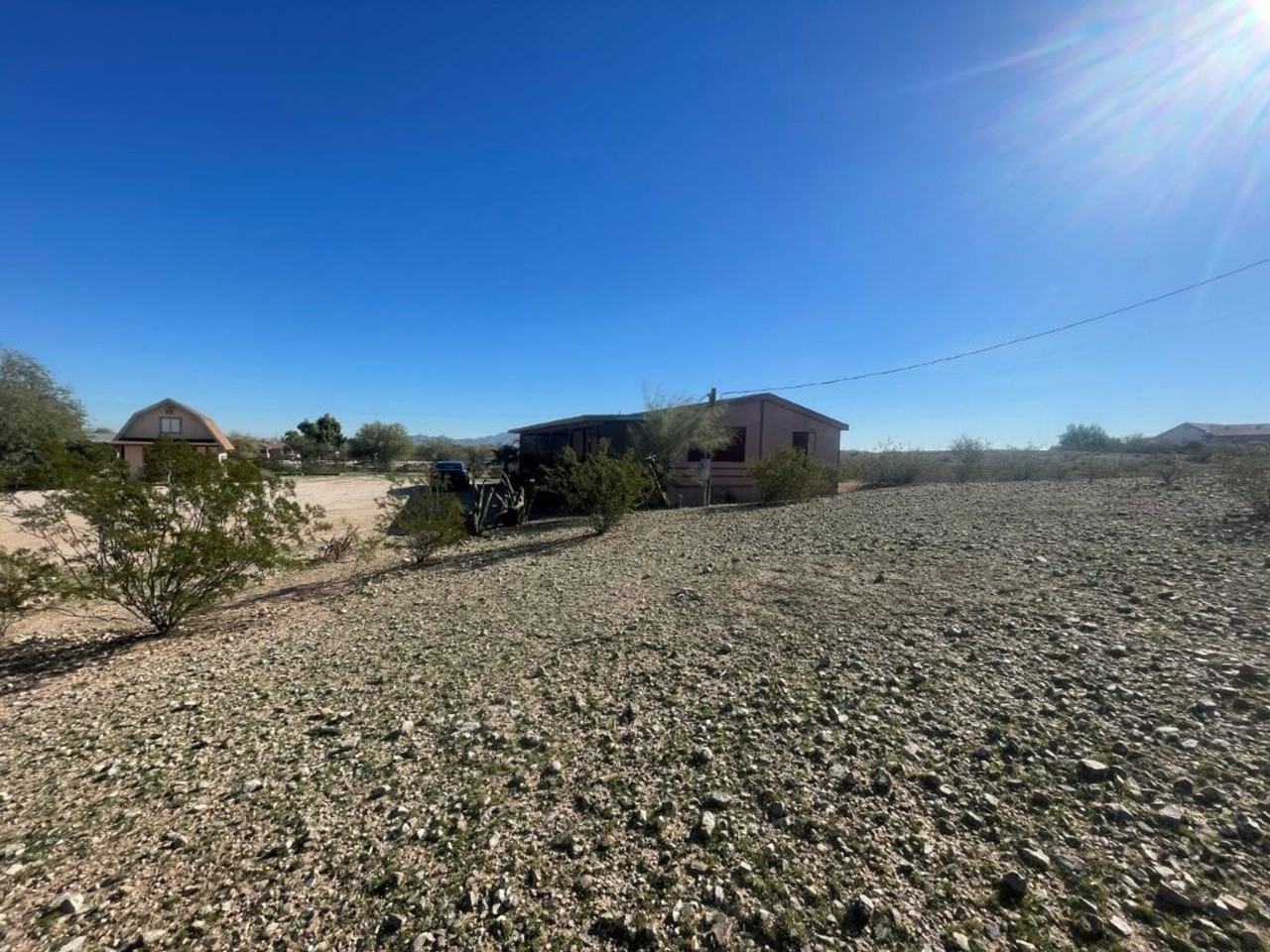 21620 W Narramore Rd - Photo 2 of 14