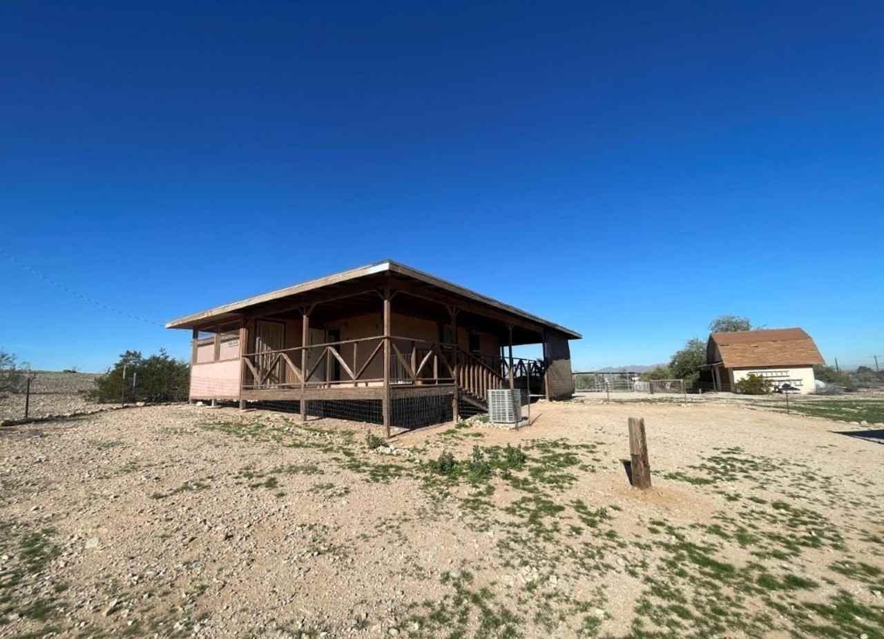 21620 W Narramore Rd - Photo 5 of 14