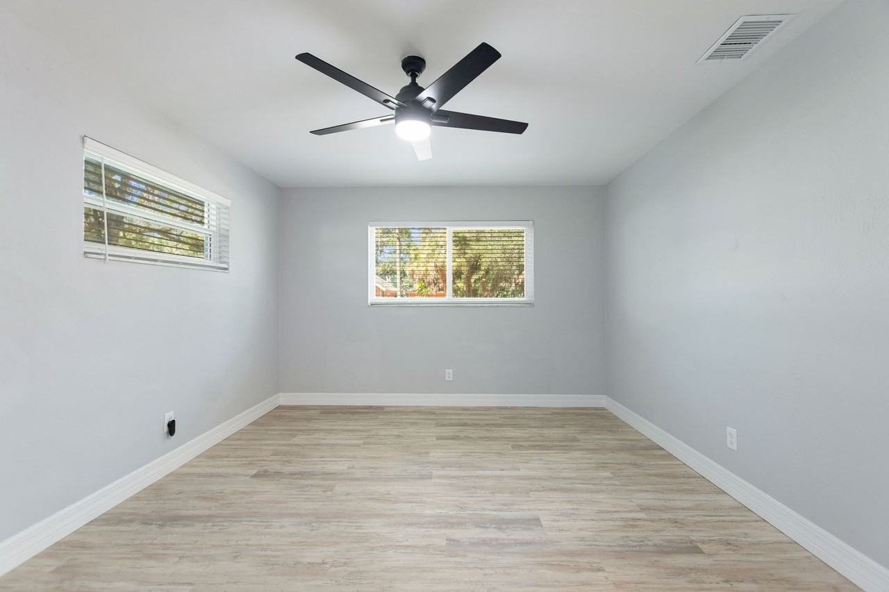 5122 24th Ave S - Photo 6 of 20