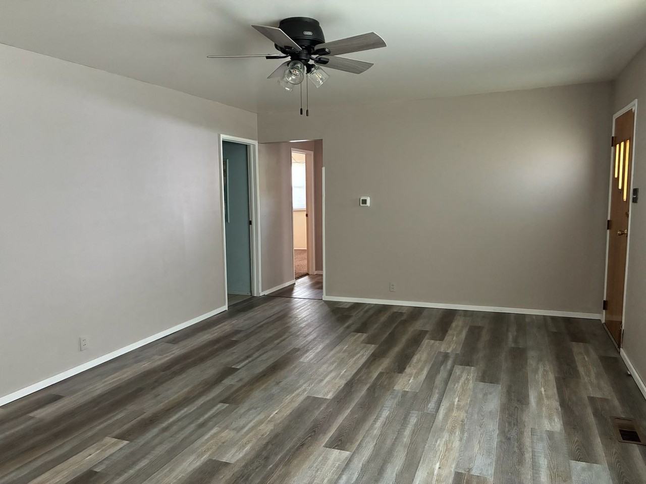 1810 W Northfield Dr - Photo 2 of 13