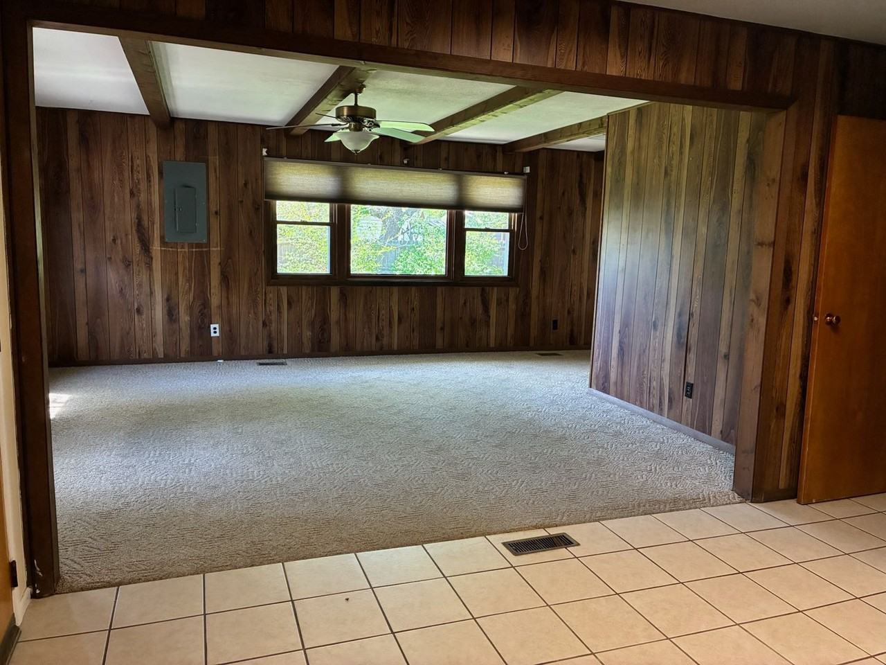 1810 W Northfield Dr - Photo 3 of 13