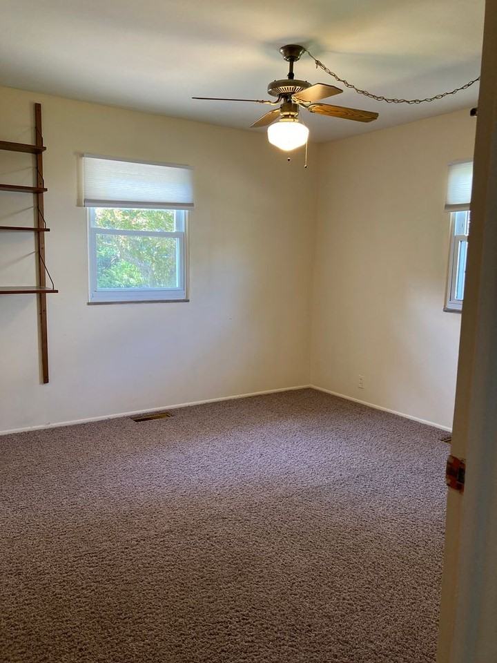 1810 W Northfield Dr - Photo 7 of 13