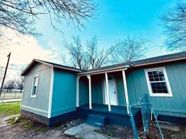 featured image of 3453 N Delaware Ave