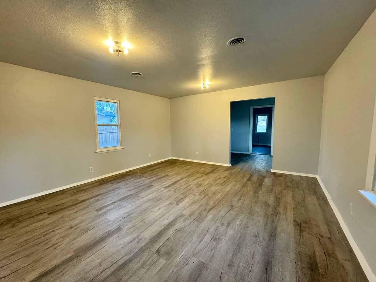 3453 N Delaware Ave - Photo 2 of 6