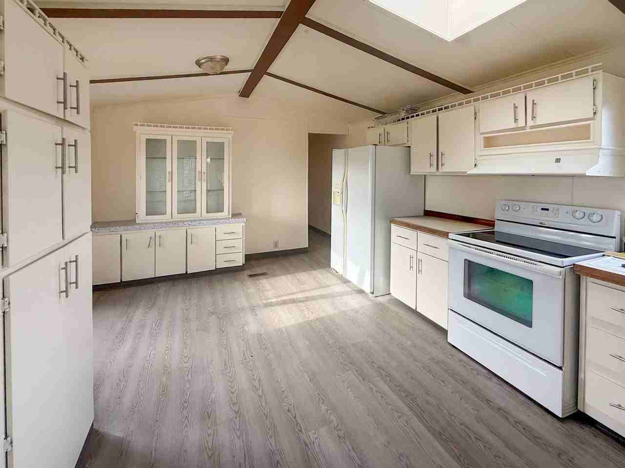 1605 S Hayford Rd - Photo 6 of 8