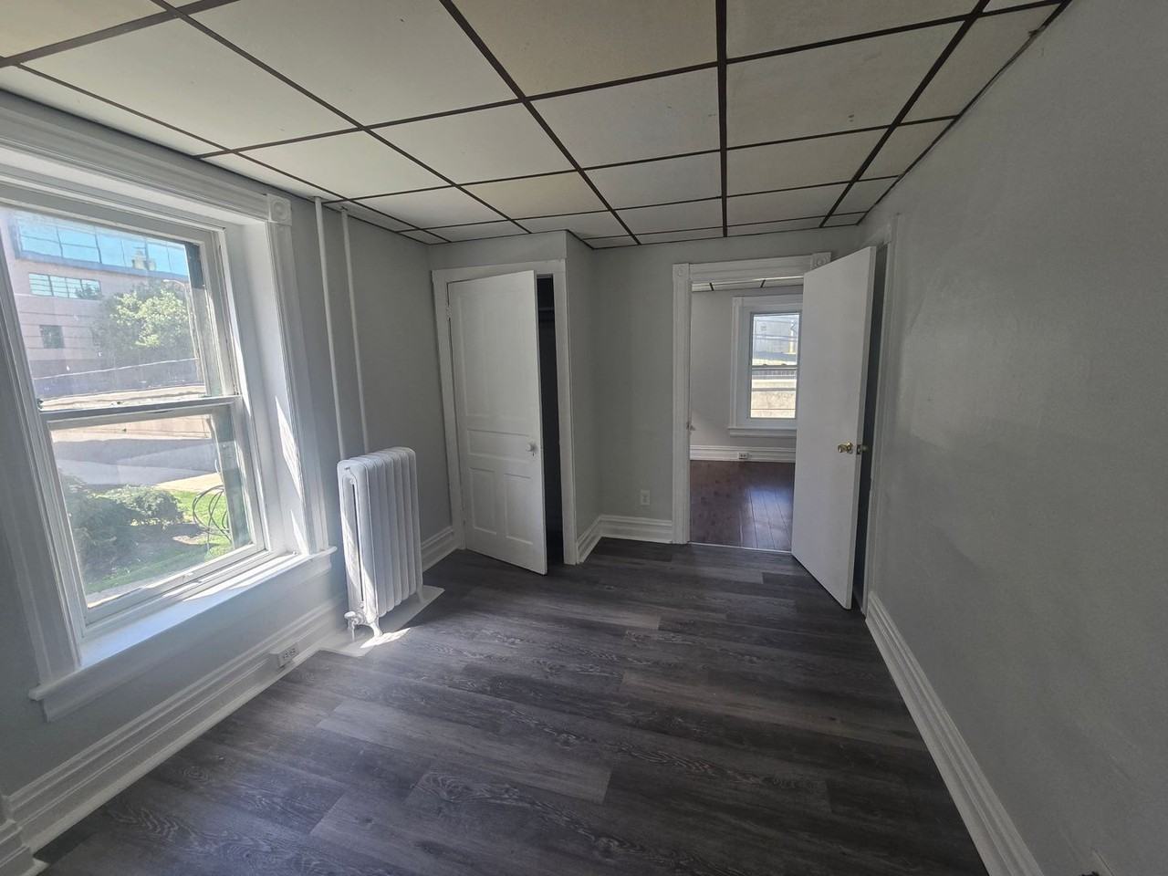 452 W Maple St - Photo 5 of 8