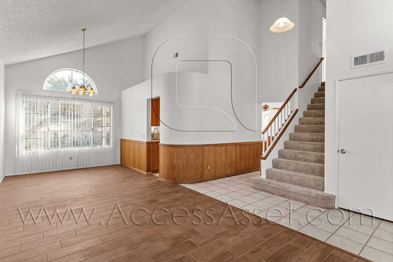 16516 Nectarine Way - Photo 6 of 32