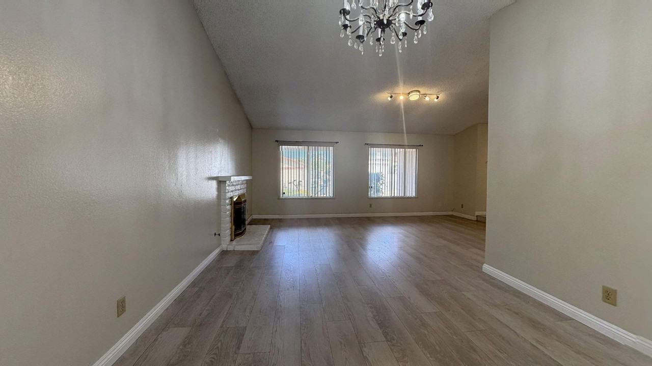 148 Carmody St - Photo 7 of 31