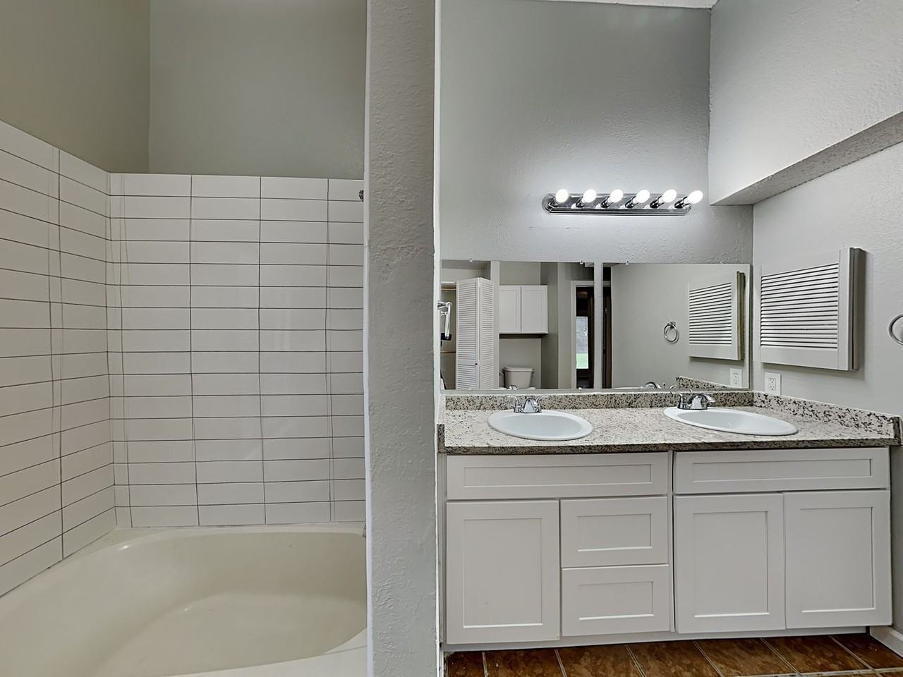 2703 Oak Bend Ln - Photo 7 of 19