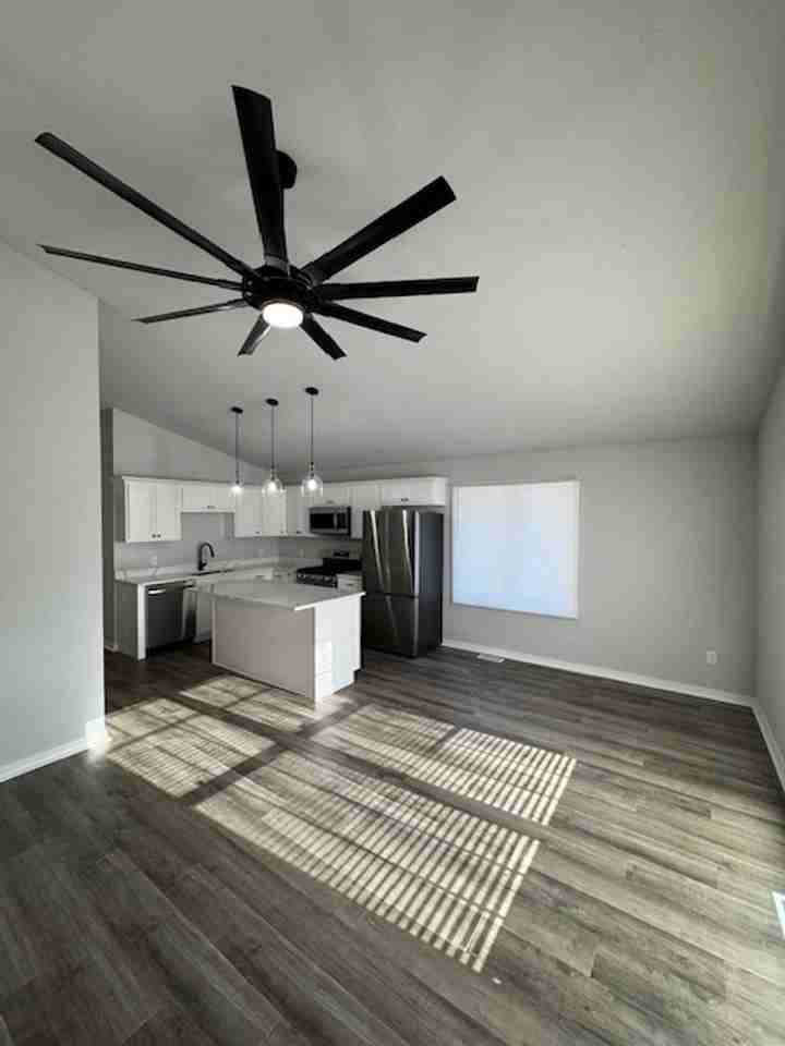 13339 Fulton St - Photo 2 of 16