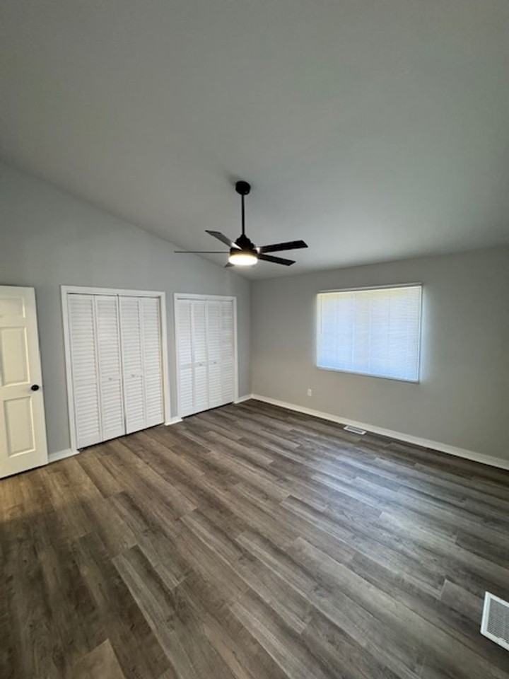 13339 Fulton St - Photo 5 of 16