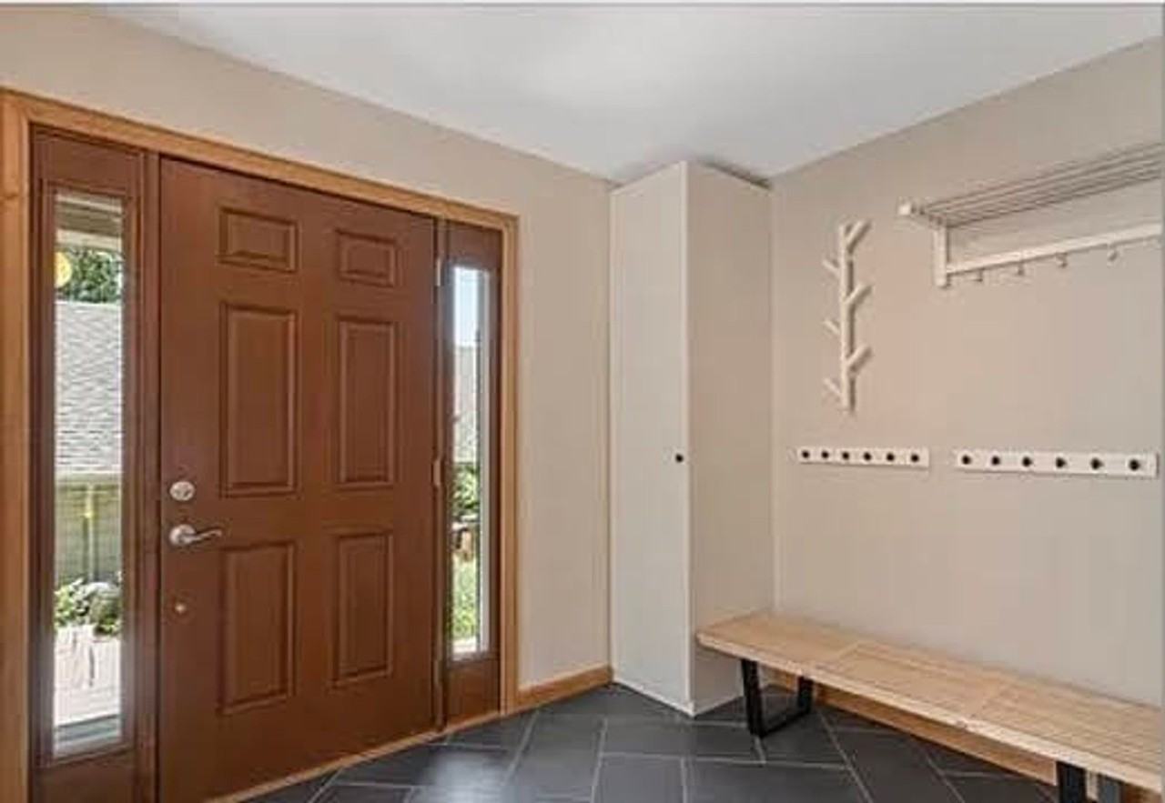 3094 Edison Ct - Photo 3 of 21