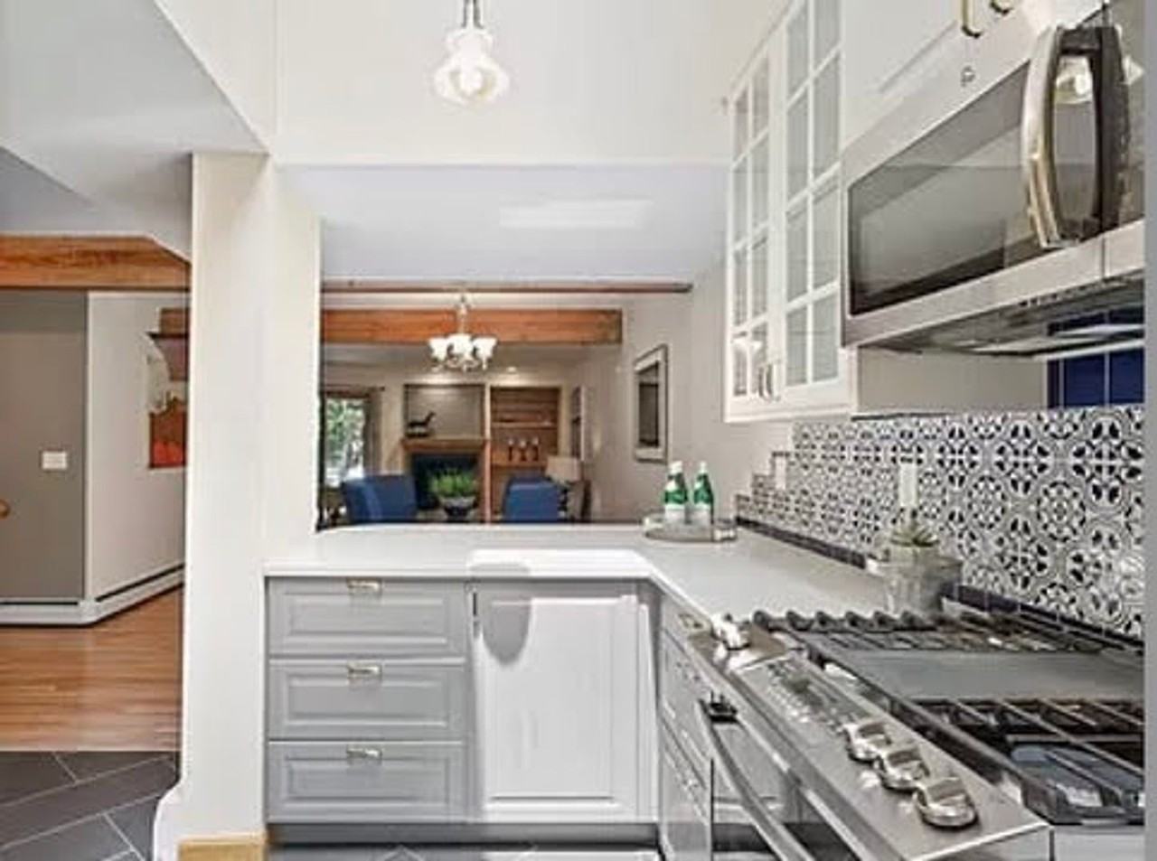 3094 Edison Ct - Photo 5 of 21