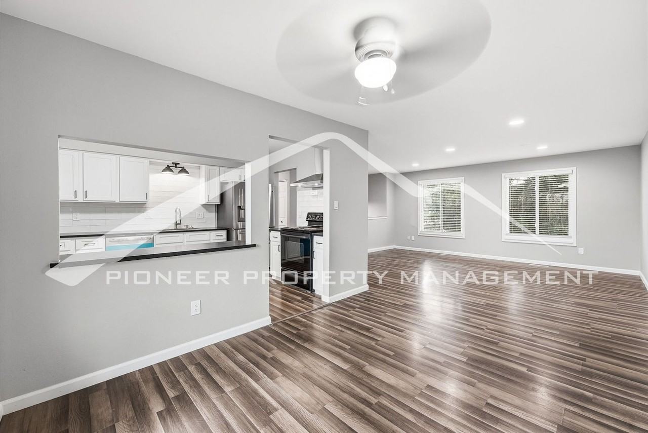 7553 E Easter Way - Photo 5 of 23