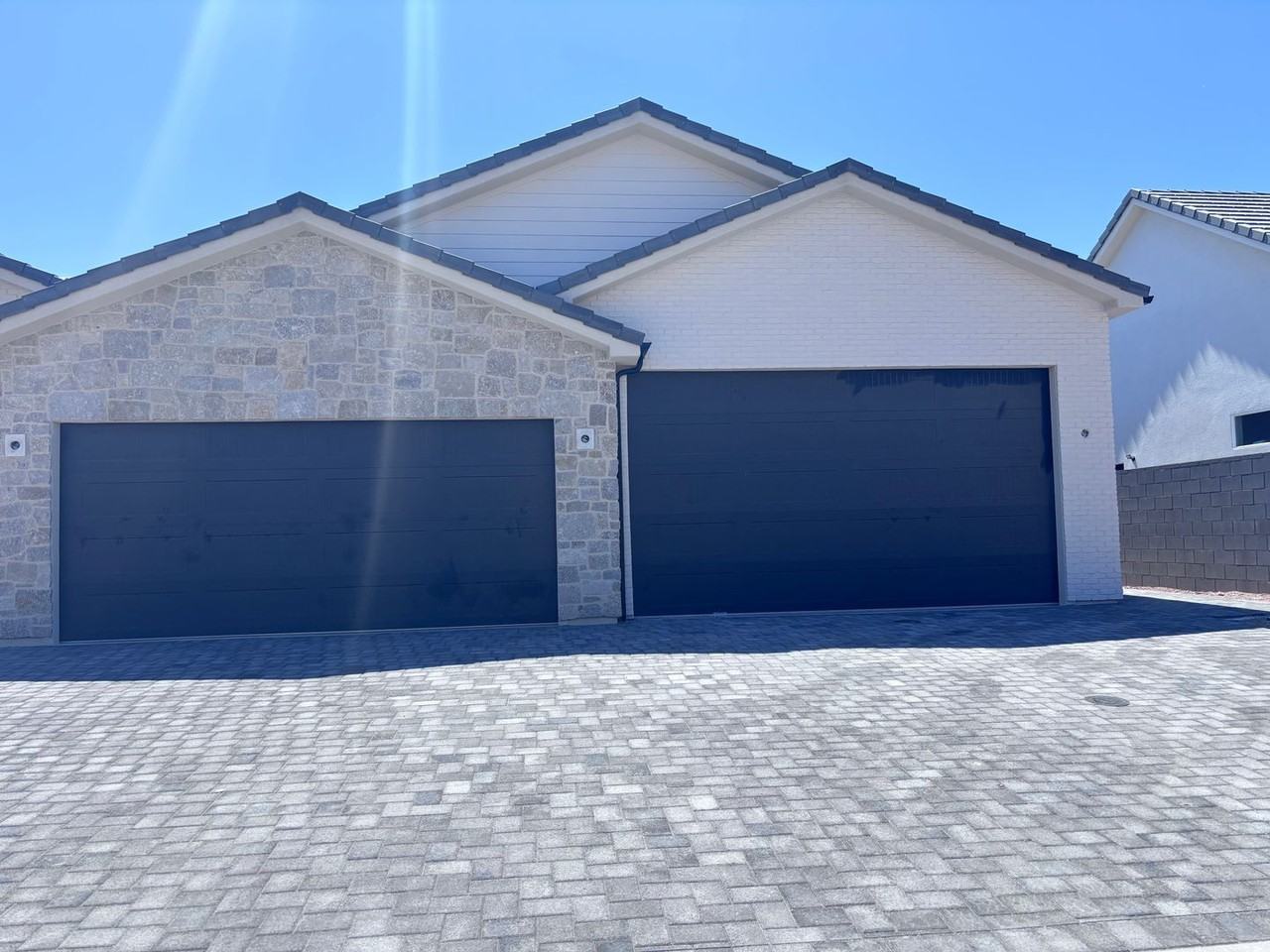 2646 E Rosedale Dr - Photo 2 of 24