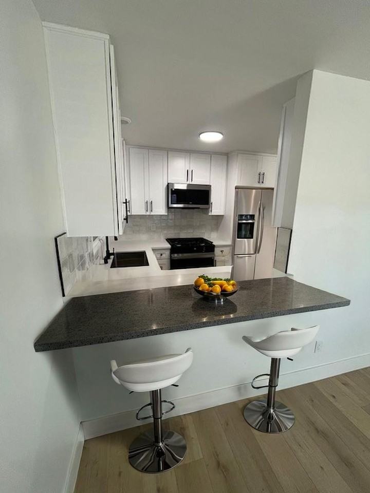 1531 E Ball Rd - Photo 2 of 12