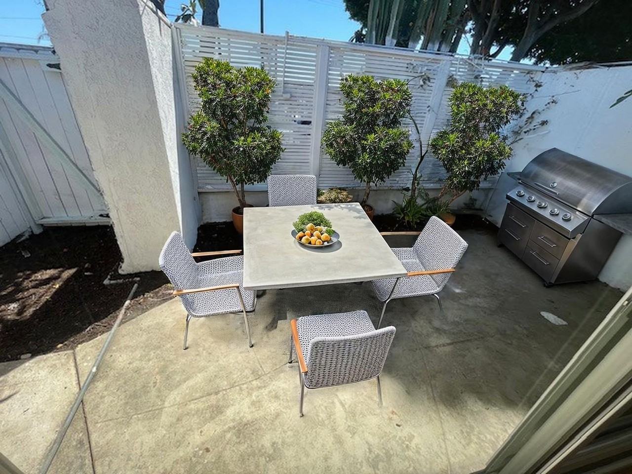 1531 E Ball Rd - Photo 3 of 12