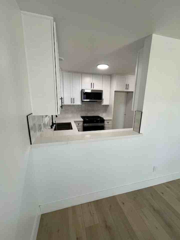 1531 E Ball Rd - Photo 7 of 12