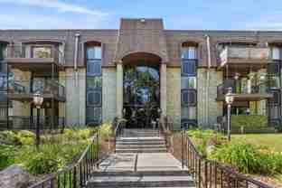 1945 Oakdale Ave - Photo 1 of 1