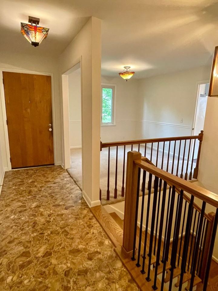 6808 River Ridge Dr - Photo 3 of 31