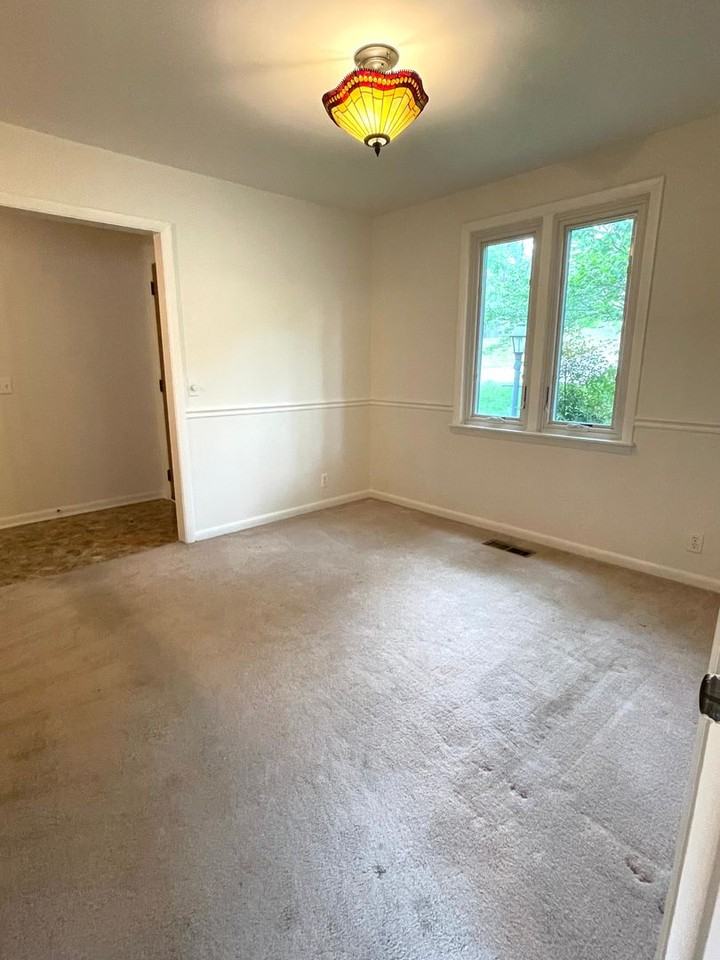 6808 River Ridge Dr - Photo 5 of 31