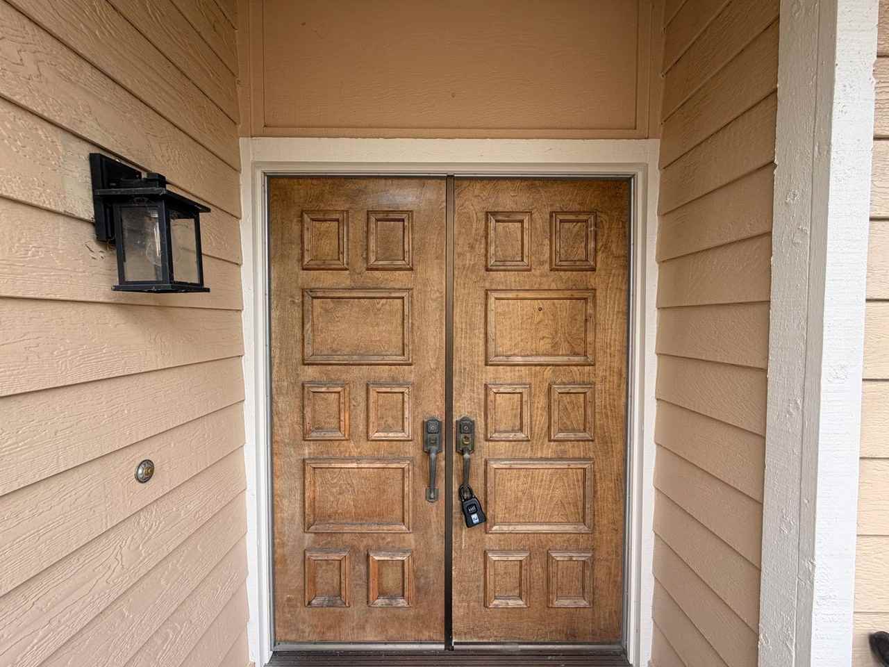 528 Folsom Cir - Photo 4 of 29