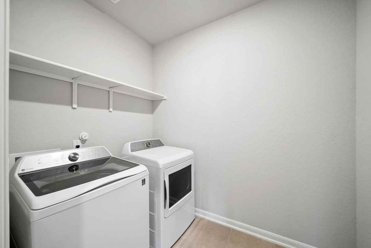 13131 Braxon Pass - Photo 4 of 9