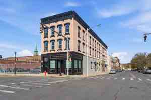 featured image of 97 Maple St