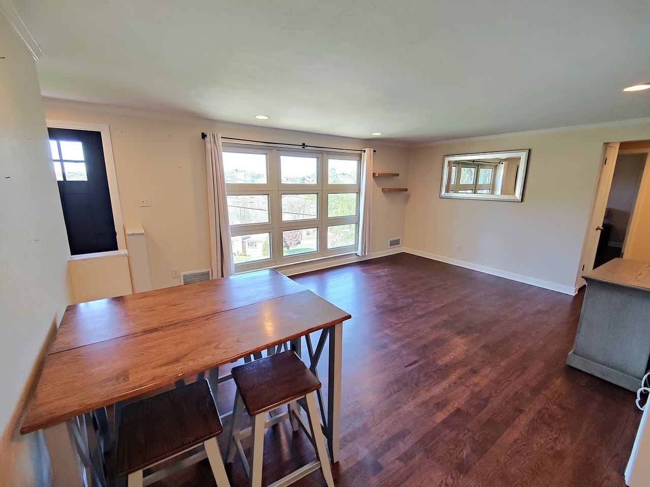 3127 Bel Air Dr - Photo 6 of 27