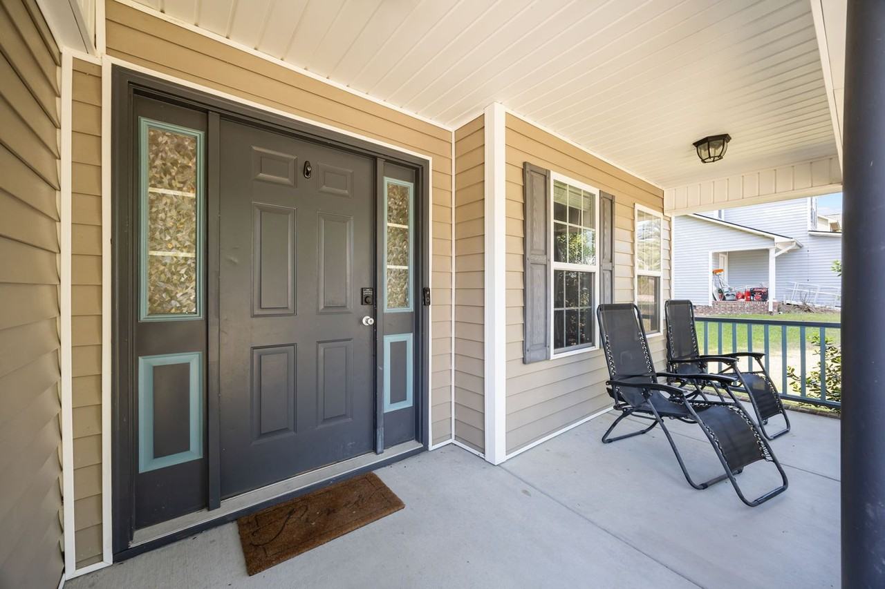 686 Colonial Hills Dr - Photo 7 of 50