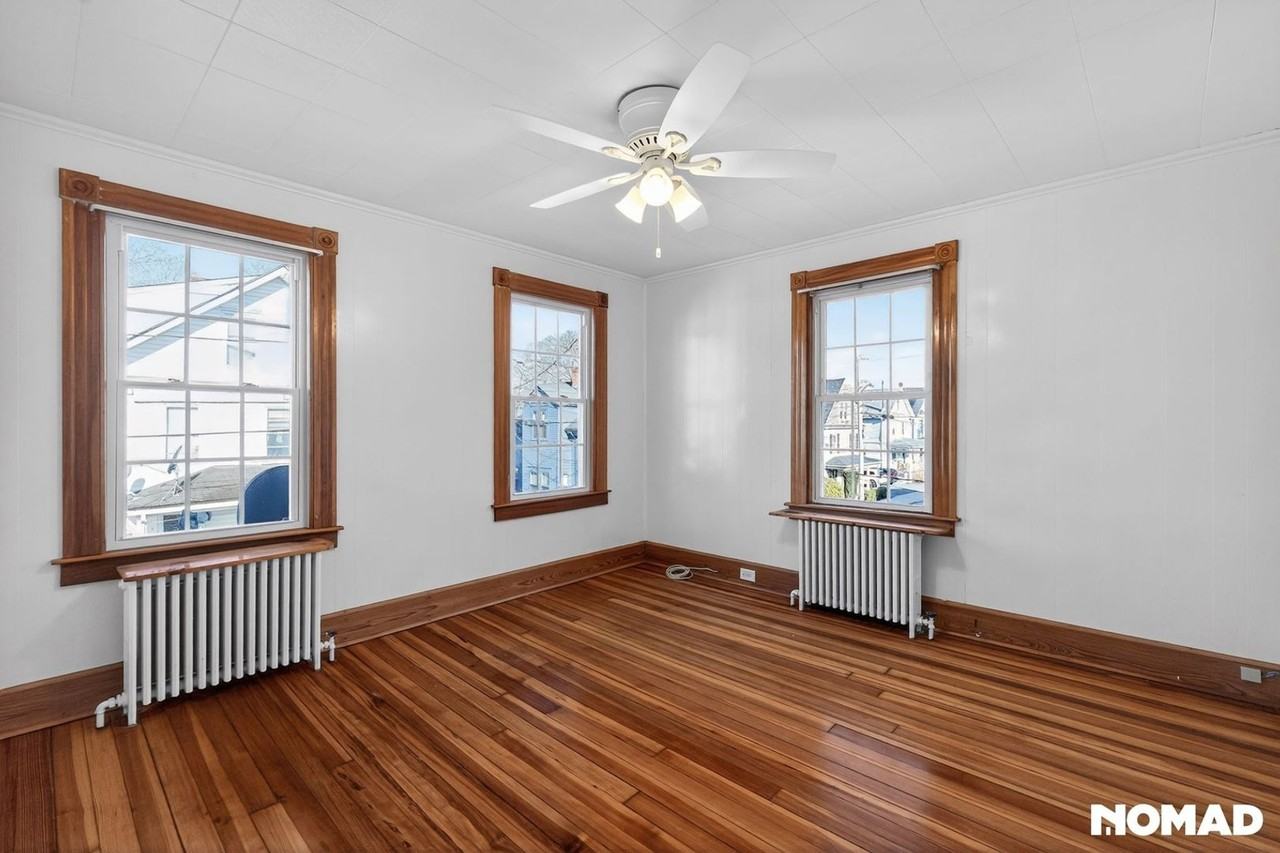 21 Hall Ave - Photo 2 of 30